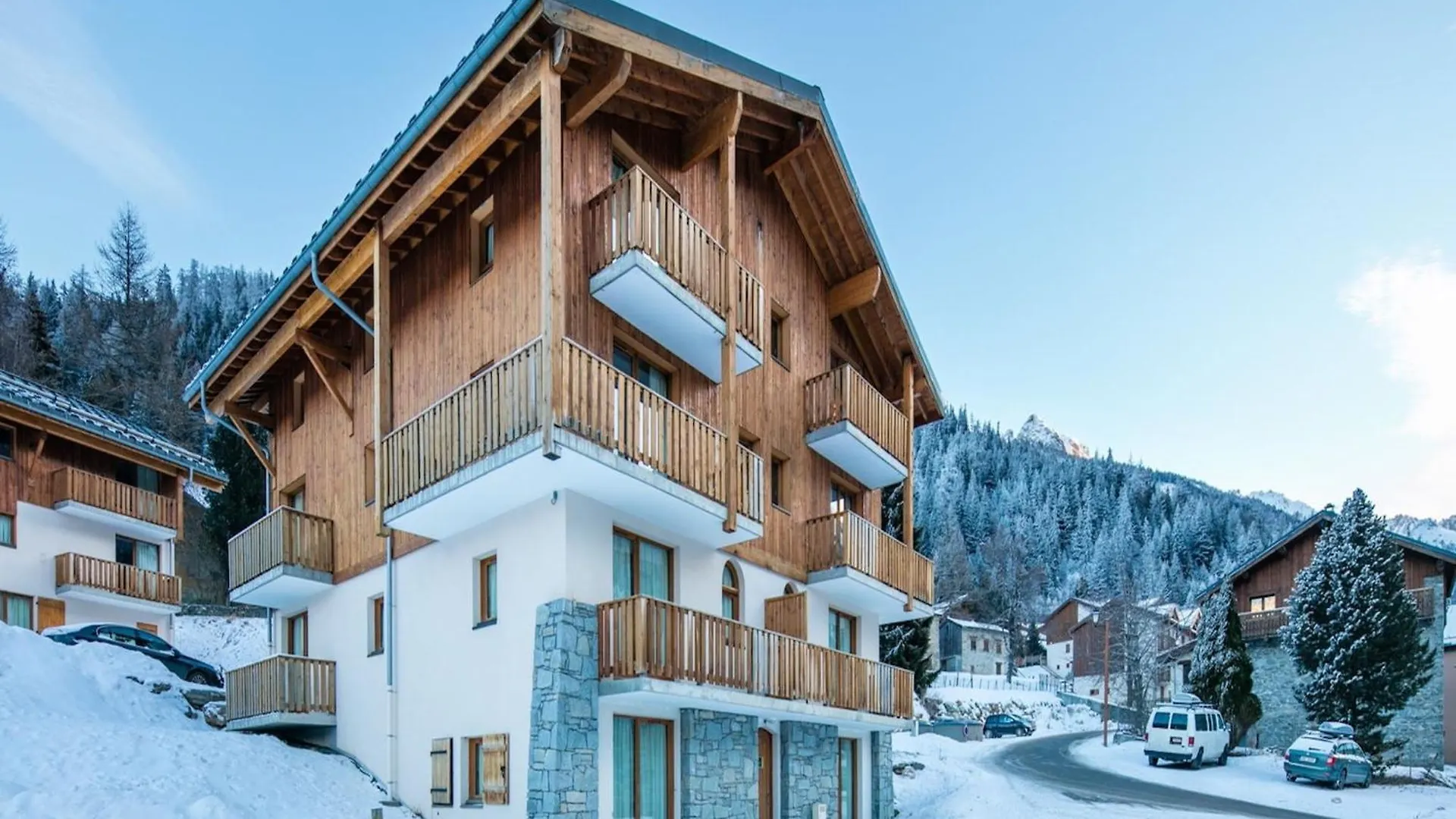 Comfortable Apartment In Valfrejus Ski-Slopes Francja