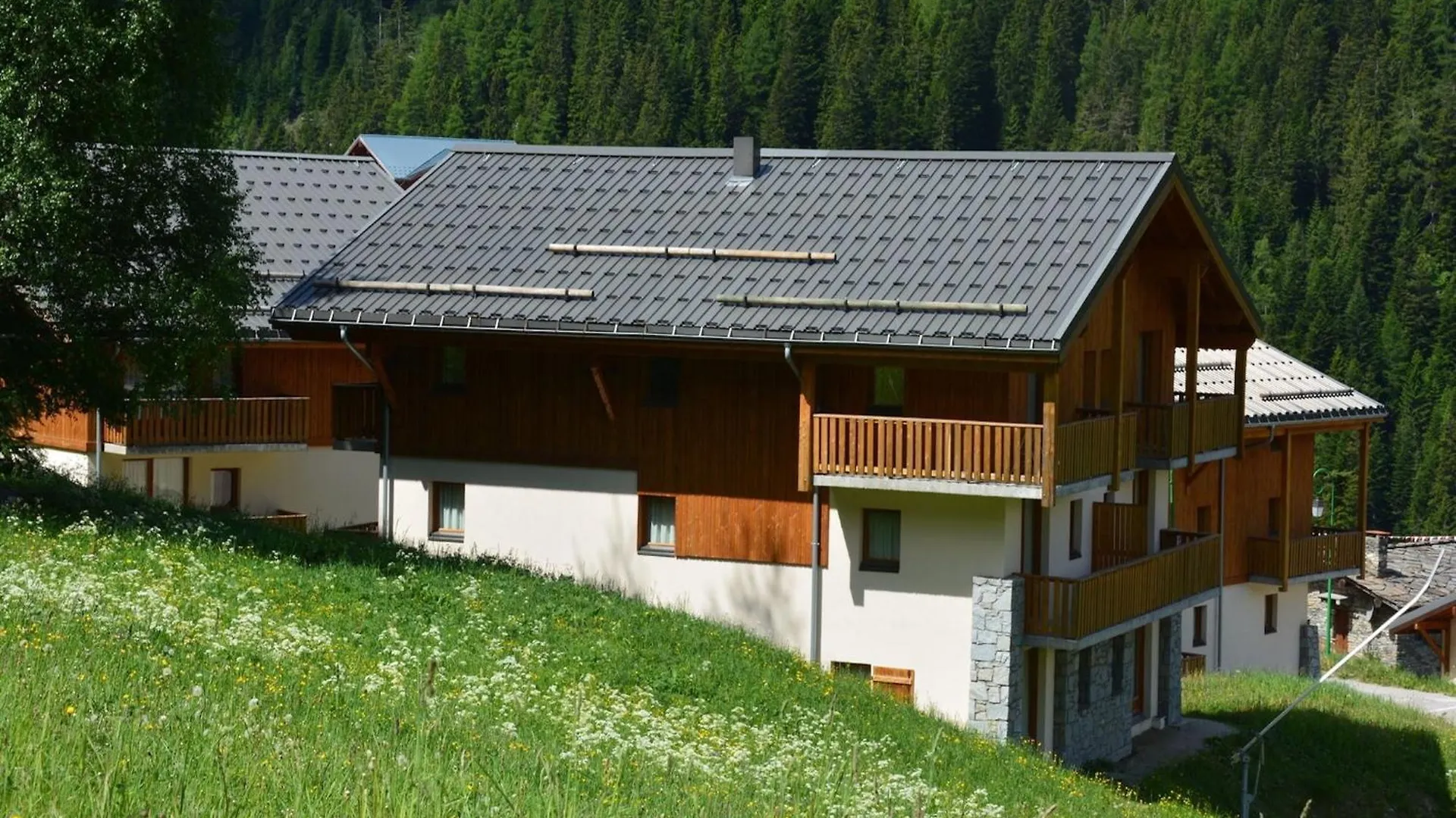 Comfortable Apartment In Valfrejus Ski-Slopes 0*,  Francja